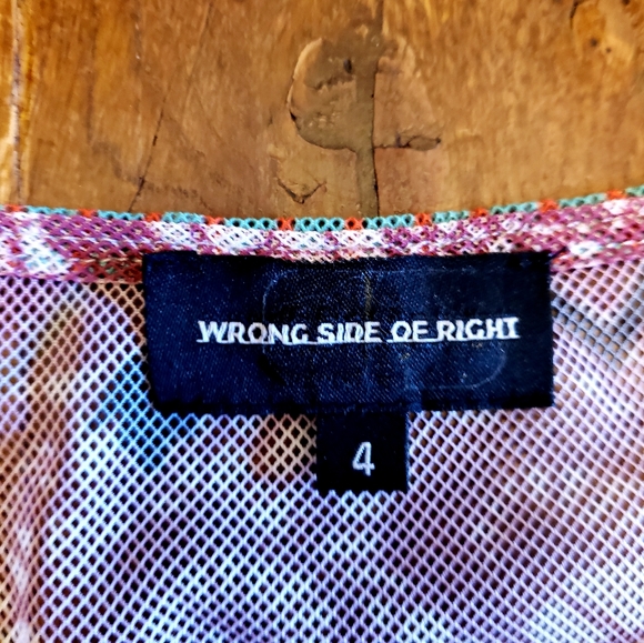Wrong Side of Right beautiful thin shirt - Picture 3 of 3
